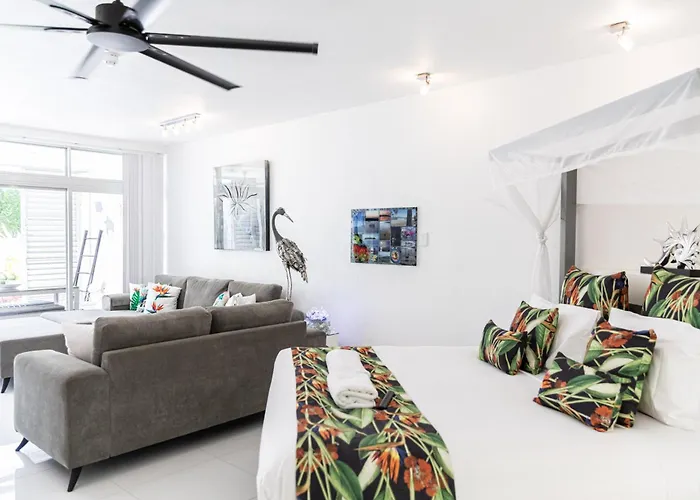 Club Tropical Resort - Official Onsite Reception & Check In Port Douglas